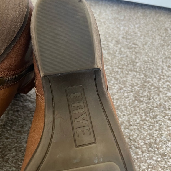 Frye Women’s Judith Bootie Leather Double Zip - Picture 11 of 11